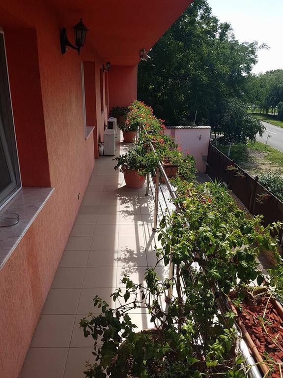 Onalisa Hotel Arad Luaran gambar